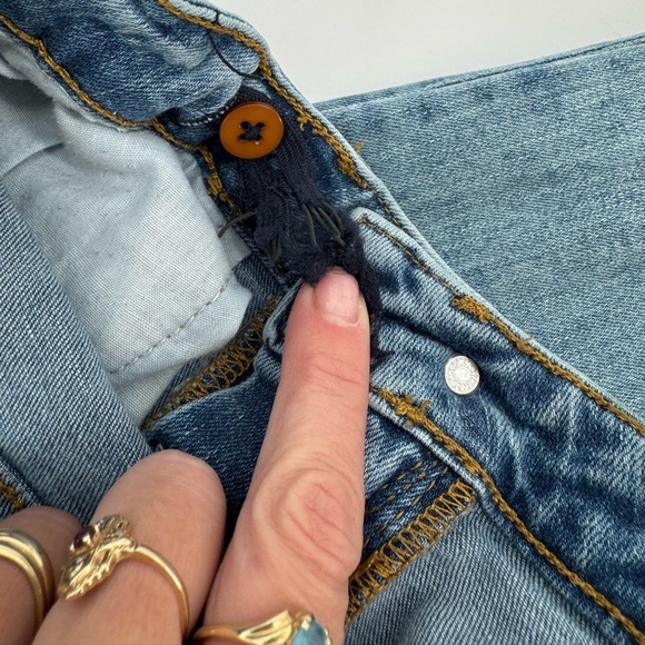 Zara Boys Skinny Light Washed Jeans - Picture 9 of 11